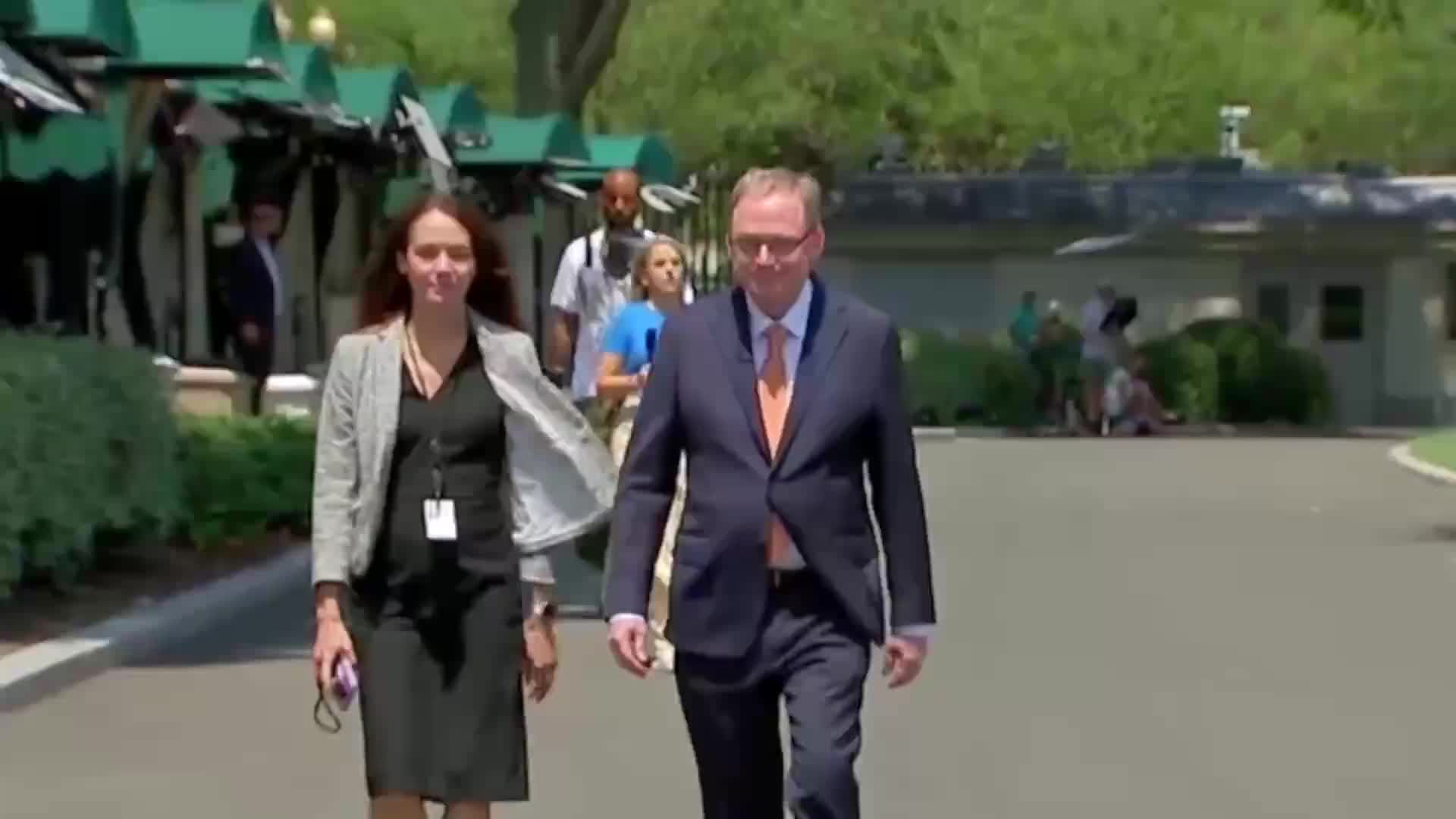 Press Briefing: Kevin Hassett Speaks to Reporters Again Outside the White House - July 30, 2025