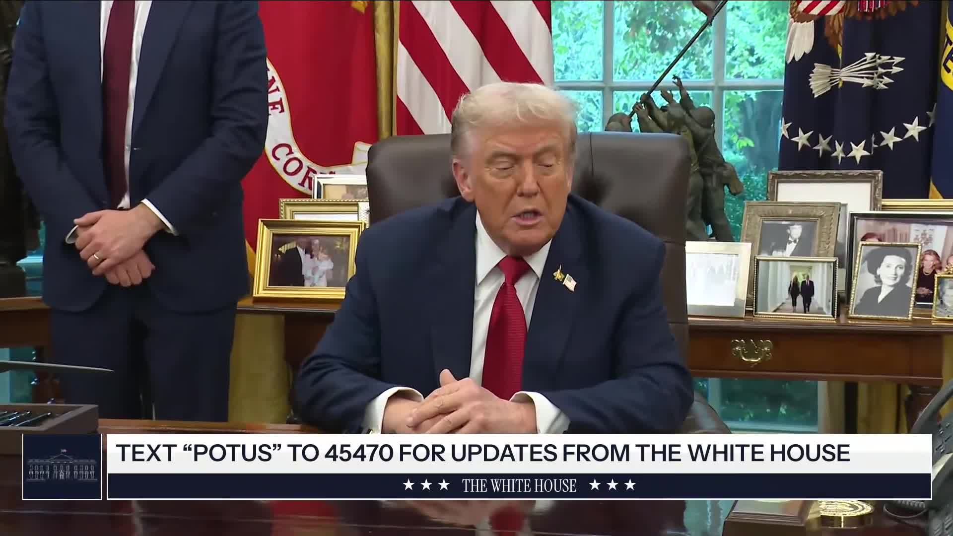 Remarks: Donald Trump Signs an Executive Order to Facilitate TikTok Deal - September 25, 2025