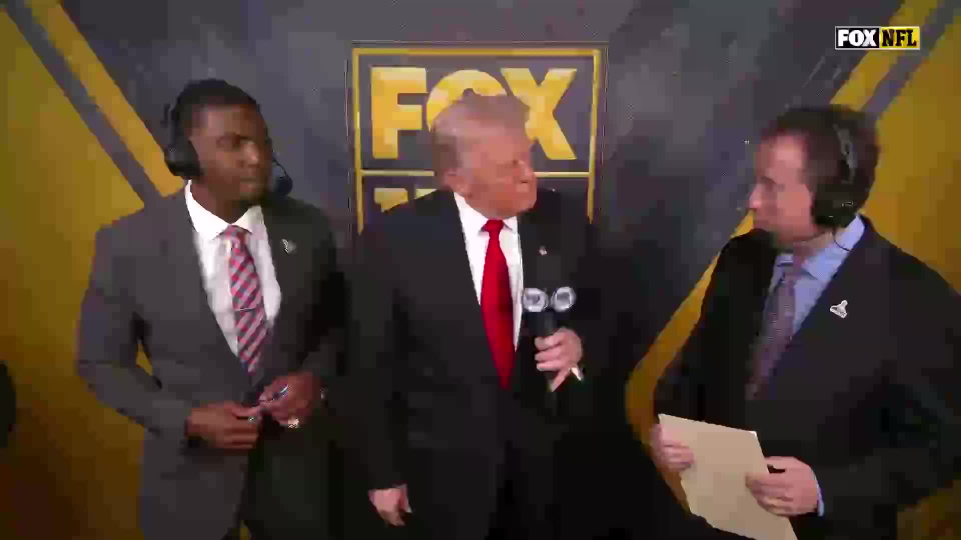 Interview: Kenny Albert and Jonathan Vilma Interview Donald Trump on Fox Sports - November 9, 2025
