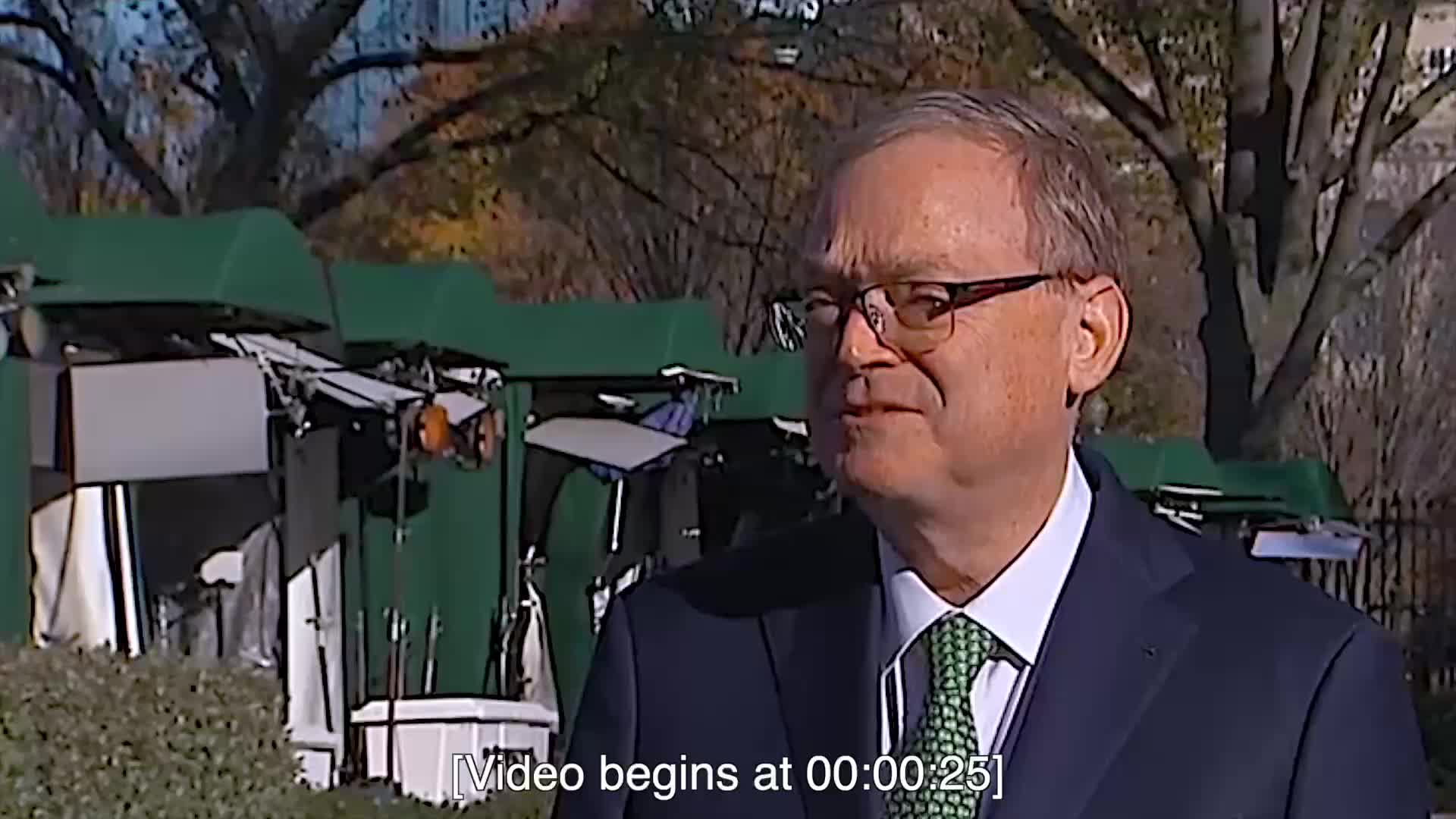 Press Briefing: Kevin Hassett Speaks to Reporters Outside the White House - November 13, 2025