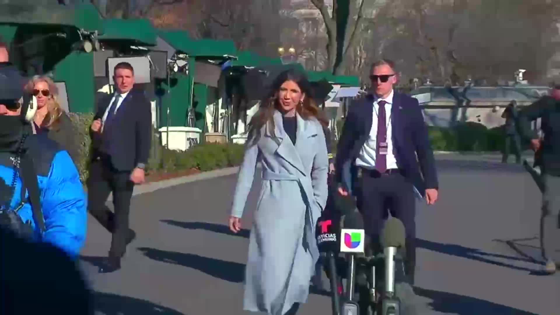 Press Briefing: Kristi Noem Speaks to Reporters at The Sticks - January 15, 2026