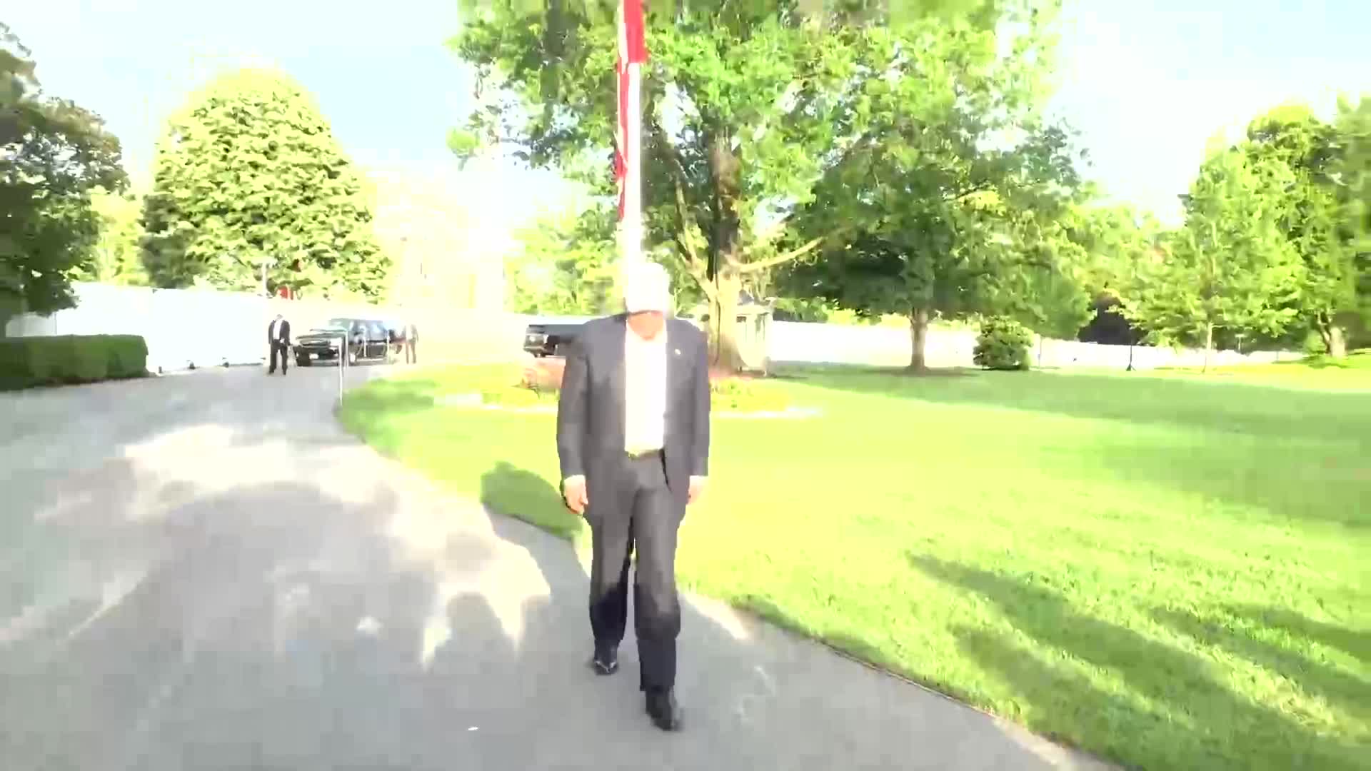 Remarks: Donald Trump Speaks to Reporters After Marine One Arrival - May 15, 2026