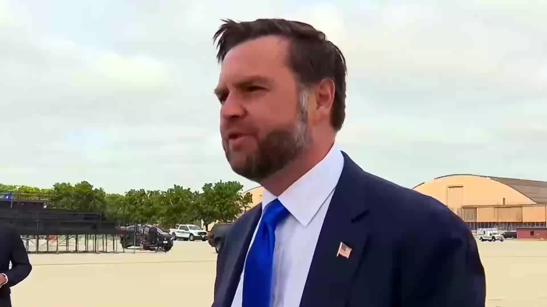 Press Gaggle: JD Vance Speaks to Reporters Before Air Force Two Departure - September 21, 2026