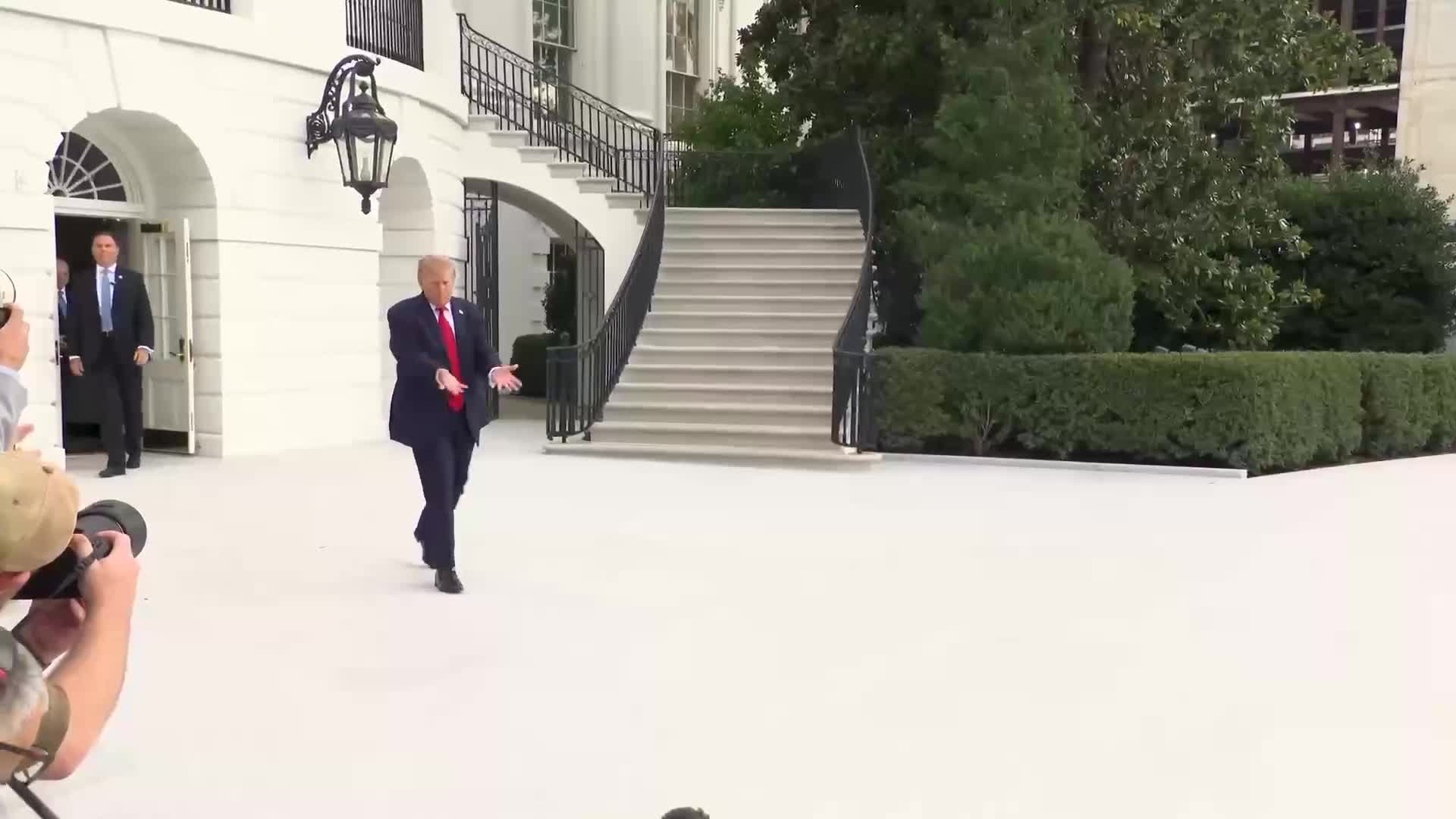 Press Gaggle: Donald Trump Speaks to Reporters Before Marine One Departure - September 26, 2026