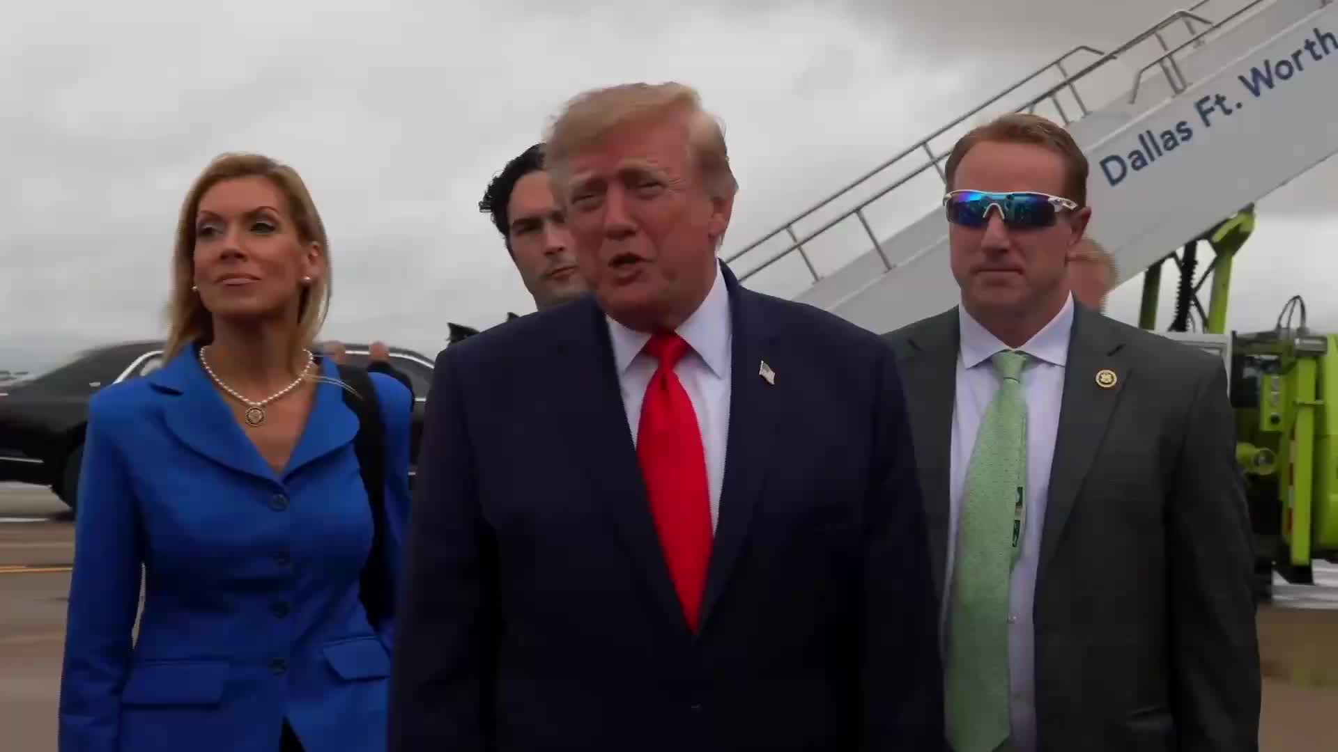 Press Gaggle: Donald Trump Speaks to Reporters After Air Force One Arrival - October 1, 2026