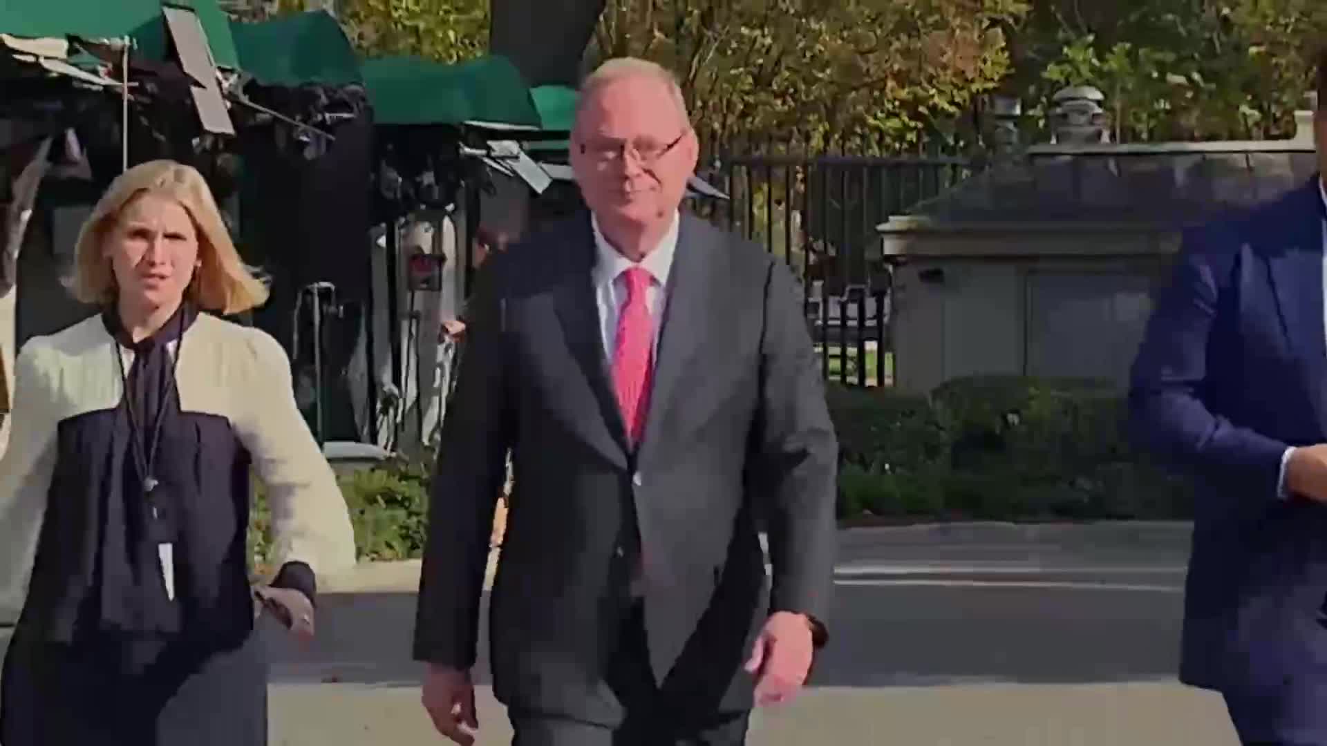 Press Briefing: Kevin Hassett Speaks to Reporters Outside the White House - October 2, 2026