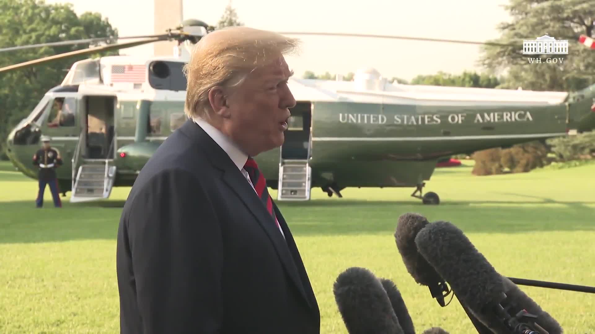 trump press conference today marine one